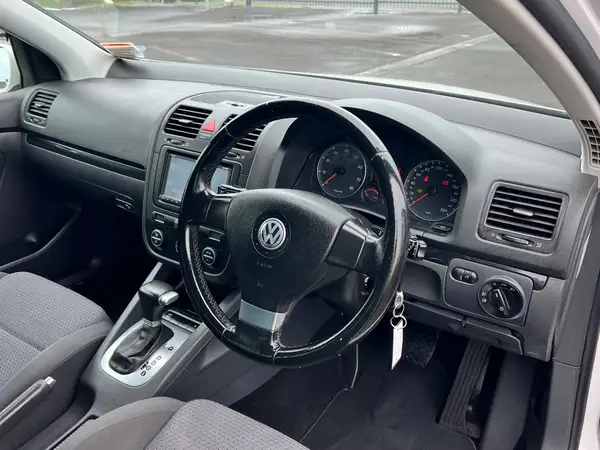 2007 Volkswagen Golf Carousel 1