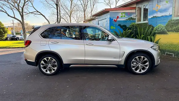 2015 Bmw X5 XDRIVE50I LED SR Carousel 3
