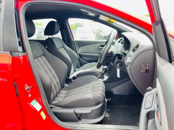2011 Volkswagen Polo GTI Carousel 1