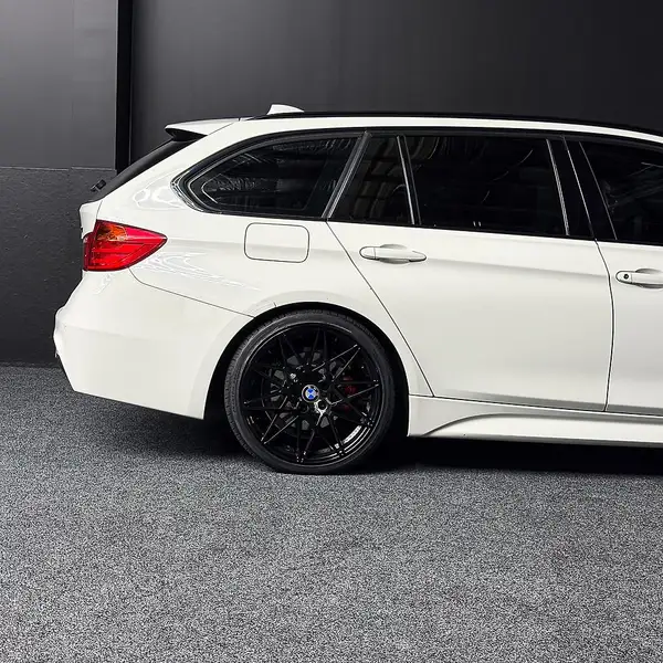 2012 Bmw 320d 320D Carousel 2
