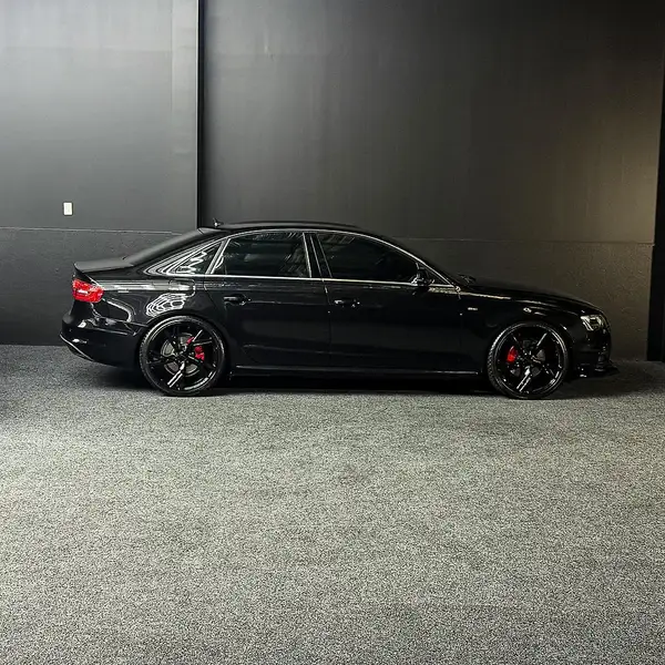 2014 AUDI A4 2.0T S-Line Carousel 4
