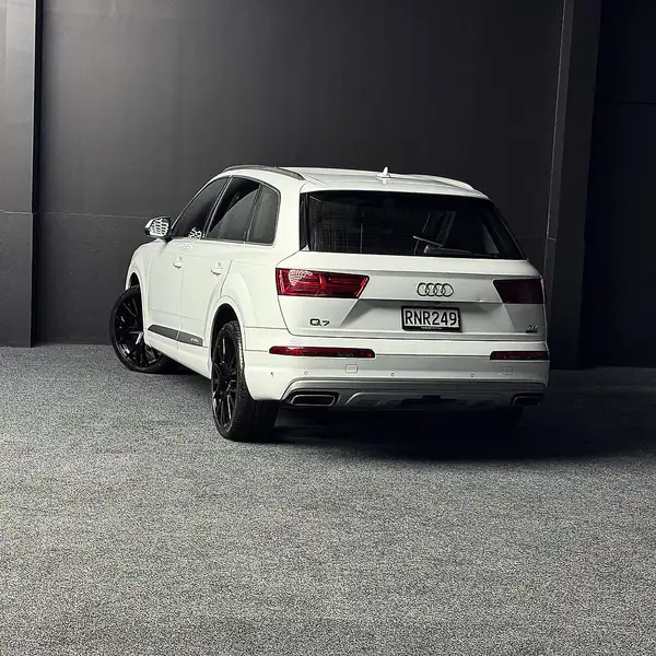 2016 AUDI Q7 3.0 TDI Carousel 5