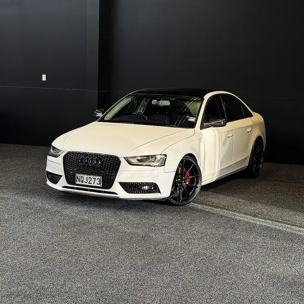 2012 AUDI A4 Carousel 7