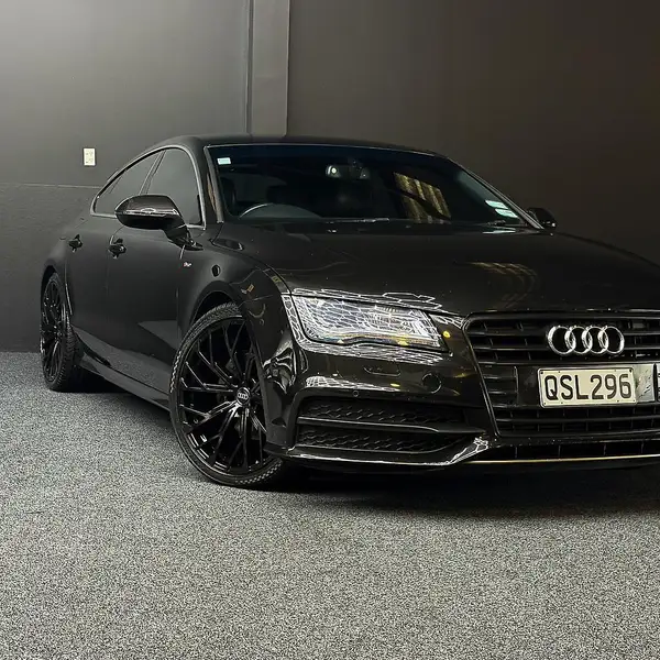2011 AUDI A7 S LINE TDI AUTO Carousel 1