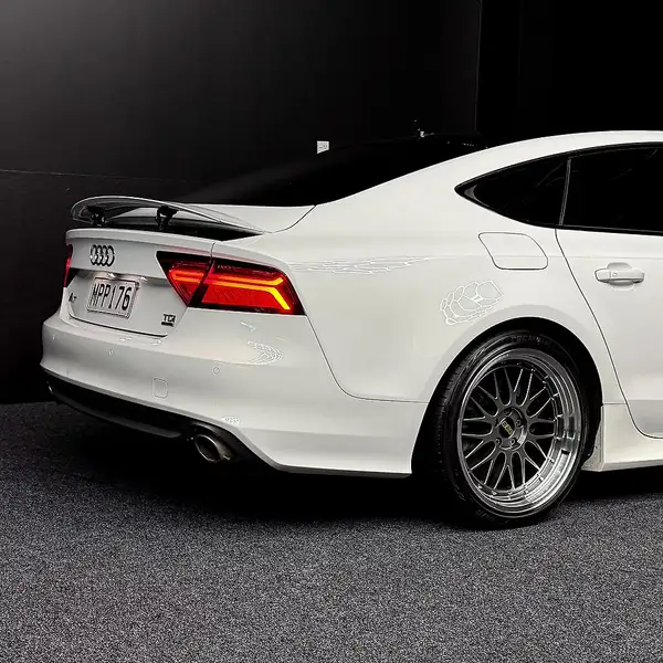 2011 AUDI A7 S LINE TDI QUATTRO Carousel 2