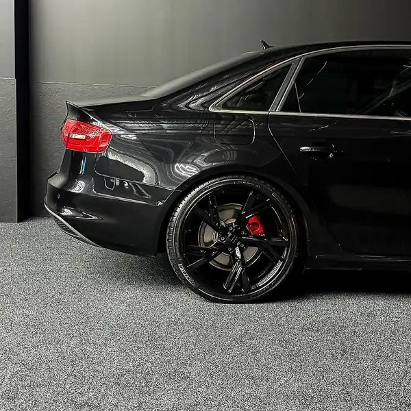 2014 AUDI A4 2.0T S-Line Carousel 3