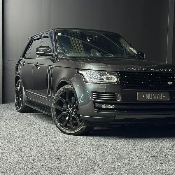 2013 Land Rover Range Rover SDV8 VOGUE 4.4D Carousel 1