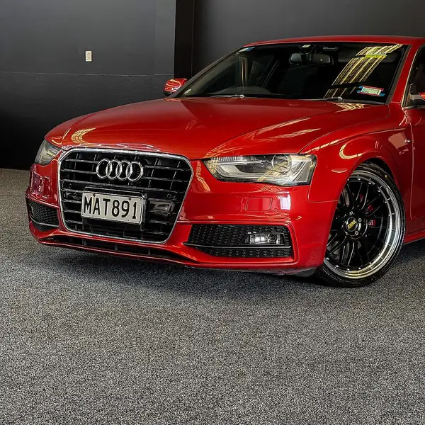 2012 AUDI A4 Carousel 7