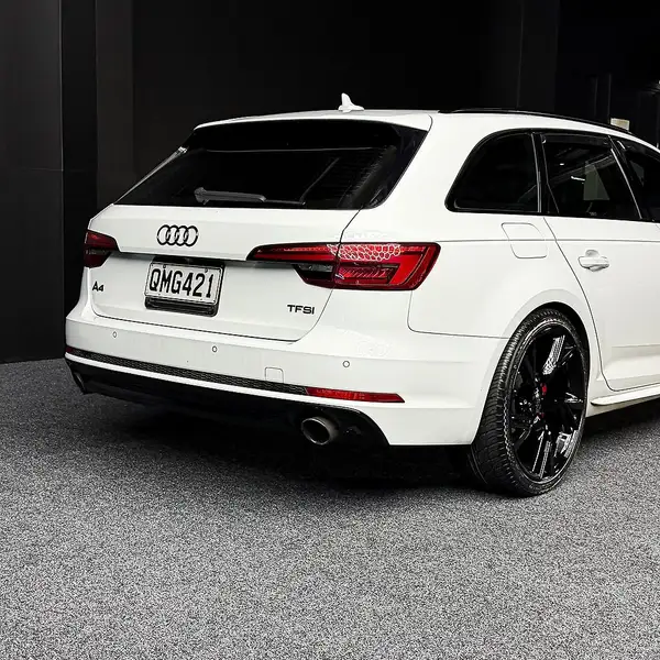 2016 AUDI A4 Carousel 2