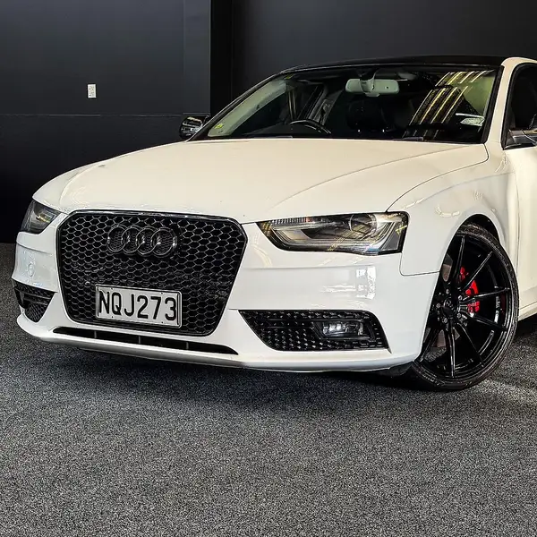 2012 AUDI A4 Carousel 6