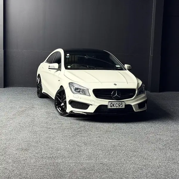 2014 Mercedes-benz Cla 45 AMG Carousel 10