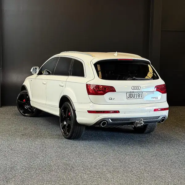 2011 AUDI Q7 3.0 TDI QUATTRO TIP Carousel 4
