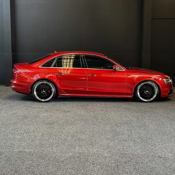 2012 AUDI A4 Carousel 5