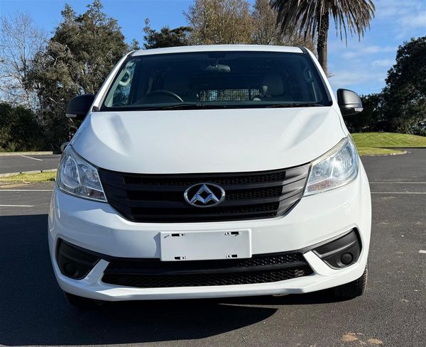 2018 LDV G10 CARGO DIESEL MANUAL Carousel 2