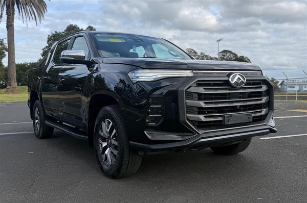 2022 LDV T60 4X4 LUX AUTO DIESEL LOW KMS Carousel 1