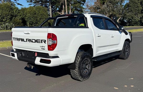 2020 LDV T60 4WD MT 2.0DT/6MT **LOW KMS** Carousel 7
