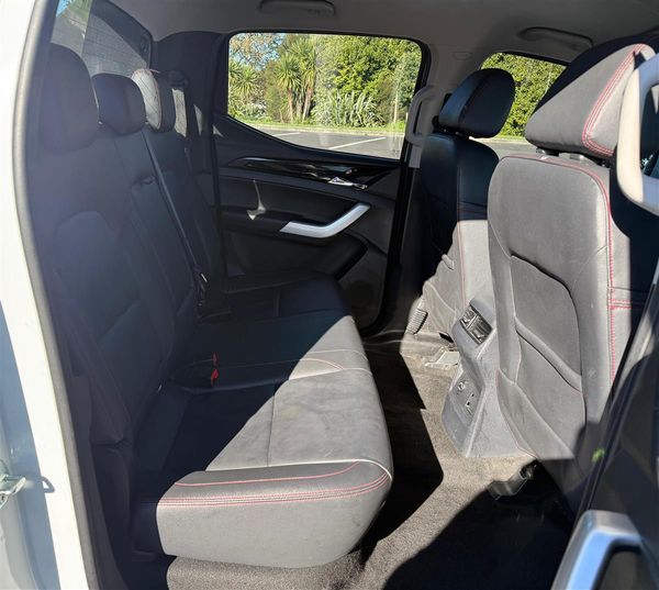 2022 LDV T60 Carousel 9