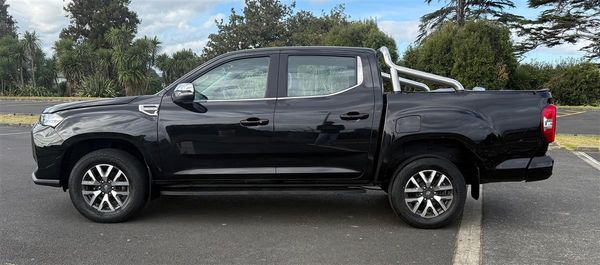2022 LDV T60 4X4 LUX AUTO DIESEL LOW KMS Carousel 4