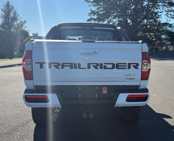 2020 LDV T60 4WD MT 2.0DT/6MT **LOW KMS** Carousel 6