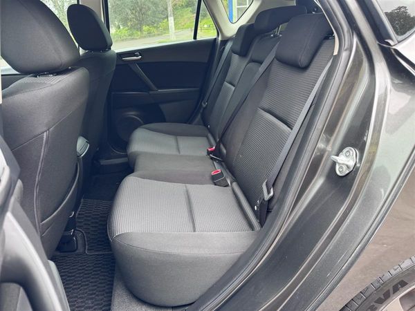 2012 Mazda Axela Super Low Kms/ Dark Interior Carousel 16