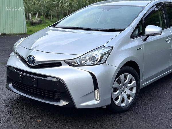 2019 Toyota Prius Alpha 5 Seater ! Radar Cruise ! Rev. Camera ! Carousel 2