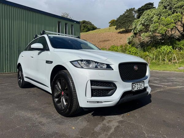 2017 Jaguar F-PACE 25D R-SPORT 2.0D/4WD/ Rev. Camera
