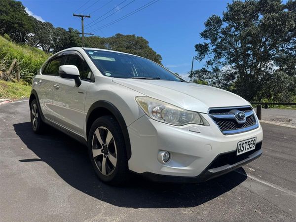 2014 Subaru XV HYBRID/ Cruise Control/ Mags