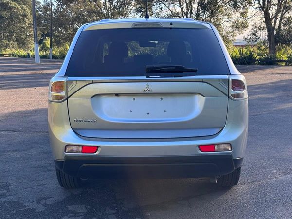 2013 Mitsubishi Outlander Super Low Kms ! 7 Seater ! 4WD ! Carousel 7