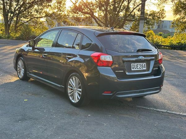 2012 Subaru Impreza 2.0 AWD/ NZ New/ Sunroof/ Leather Interior Carousel 4