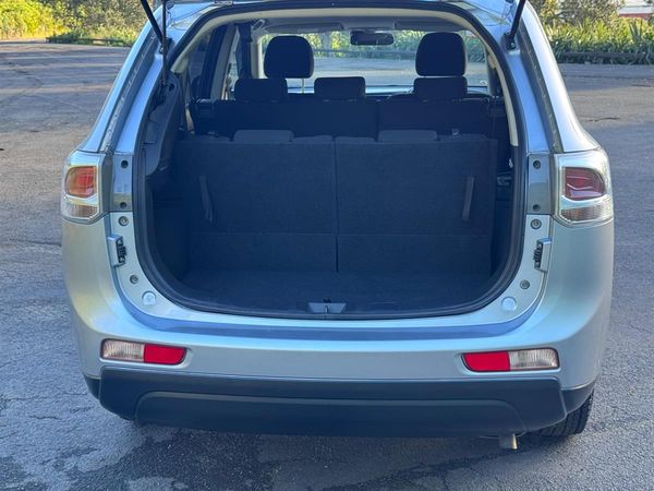 2013 Mitsubishi Outlander Super Low Kms ! 7 Seater ! 4WD ! Carousel 8