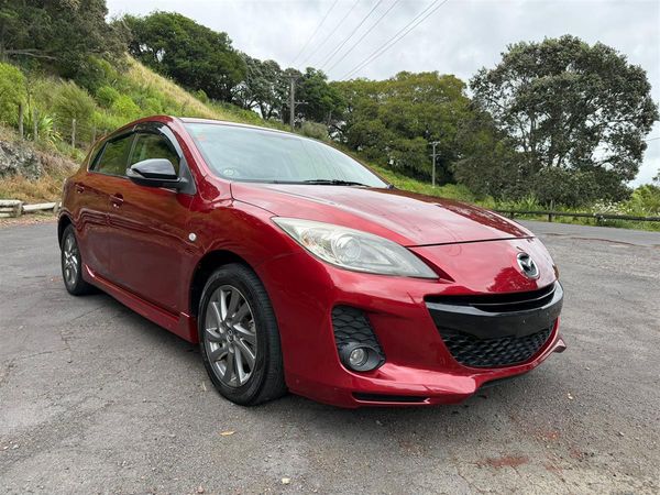 2013 Mazda Axela 15S Sports Hatchback Low Kms Done