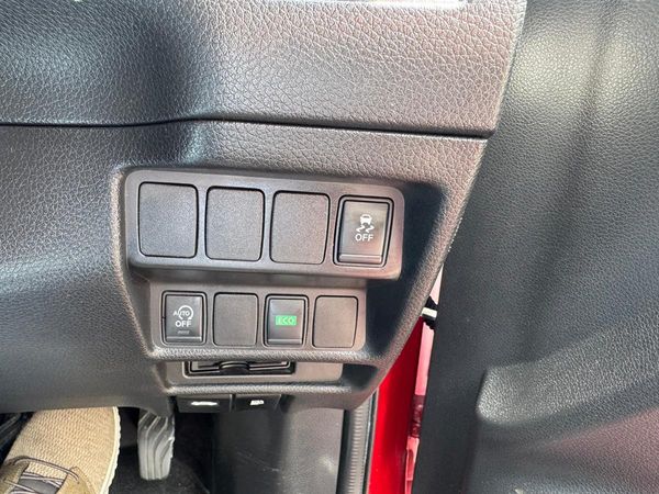2014 Nissan X-Trail 7 Seater/ Leather Interior/ Heated Front Seats Carousel 19