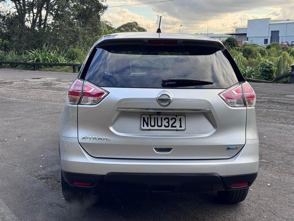 2015 Nissan X-Trail 2.0 4WD/ Leather Interior/ Rev. Camera/ Mags Carousel 9