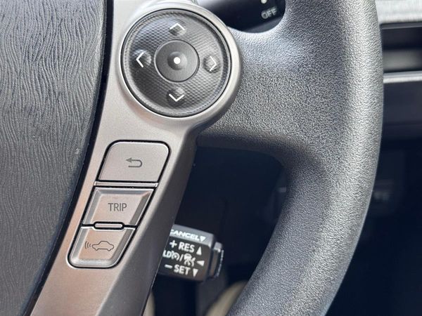 2019 Toyota Prius Alpha 5 Seater ! Radar Cruise ! Rev. Camera ! Carousel 15