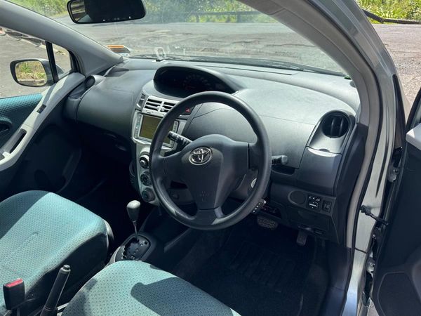 2007 Toyota Vitz Low Kms Done/ Mags/ Alarm Carousel 10