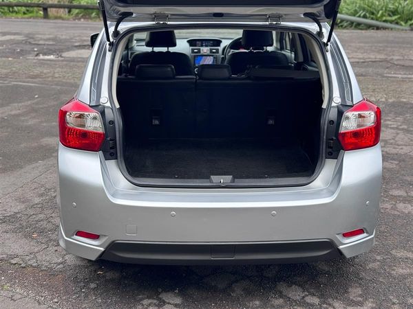 2013 Subaru Impreza 20S Sports Hatchback ! Full Leather Interior Carousel 3