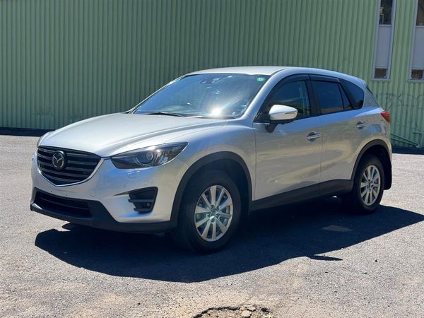 2015 Mazda CX-5 25SL Top Spec ! Leather Interior ! Parking Sensors ! Rev. Camera ! Carousel 2