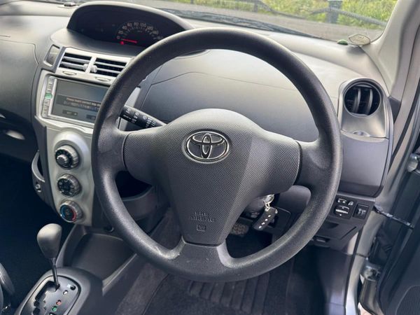 2007 Toyota Vitz Low Kms Done/ Mags/ Alarm Carousel 14