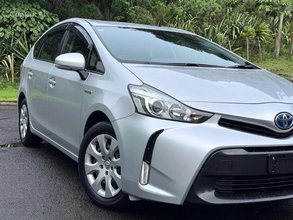 2019 Toyota Prius Alpha 5 Seater ! Radar Cruise ! Rev. Camera ! Carousel 1