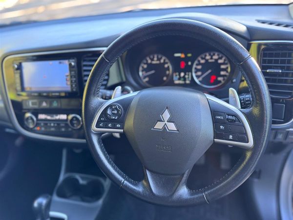 2013 Mitsubishi Outlander Super Low Kms ! 7 Seater ! 4WD ! Carousel 18