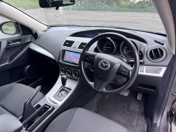 2012 Mazda Axela Super Low Kms/ Dark Interior Carousel 9
