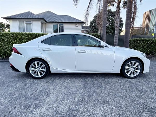 2015 Lexus IS 300h Hybrid | Luxury Sedan | 106k Carousel 3