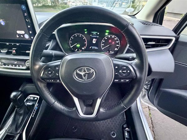 2022 Toyota Corolla G | 12,600 KM | Like New Carousel 9