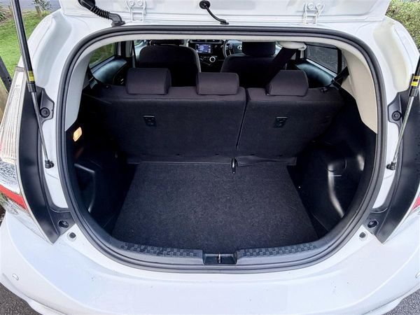 2021 Toyota Aqua S Hybrid | Toyota Safety Sense | White Carousel 15