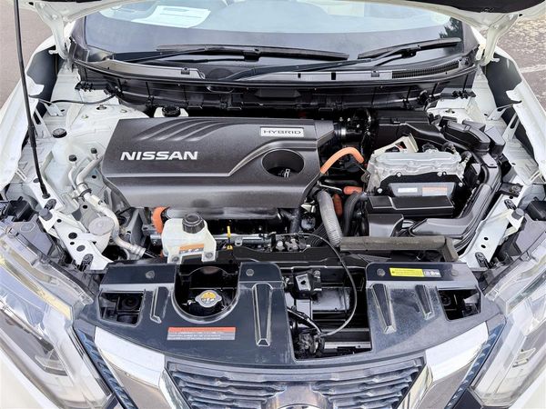 2018 Nissan X-Trail Mode Premium | Luxury SUV | 88k Carousel 17