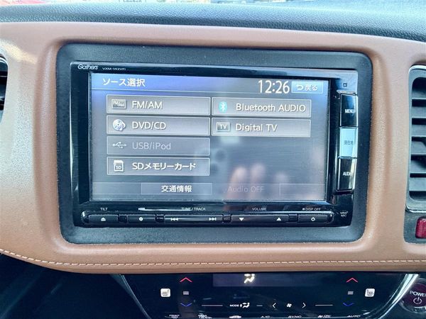 2014 Honda Vezel Z | Honda Sensing | Hybrid SUV Carousel 12