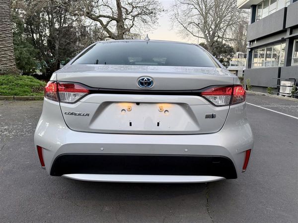 2022 Toyota Corolla G | 12,600 KM | Like New Carousel 4