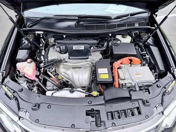 2015 Toyota Camry Hybrid | Executive Sedan | Black Carousel 16