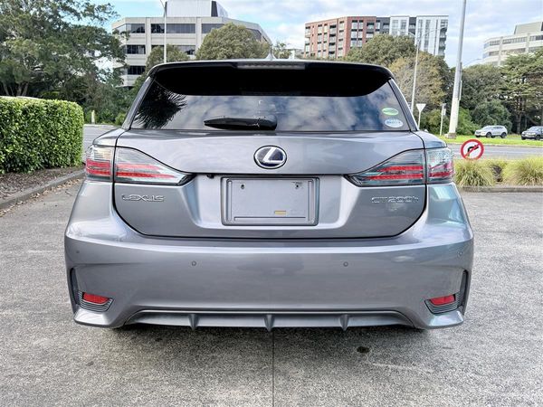 2014 Lexus CT 200h Hybrid Version C Carousel 5
