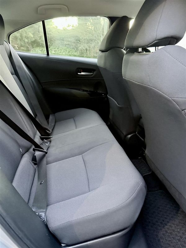 2022 Toyota Corolla G | 12,600 KM | Like New Carousel 7